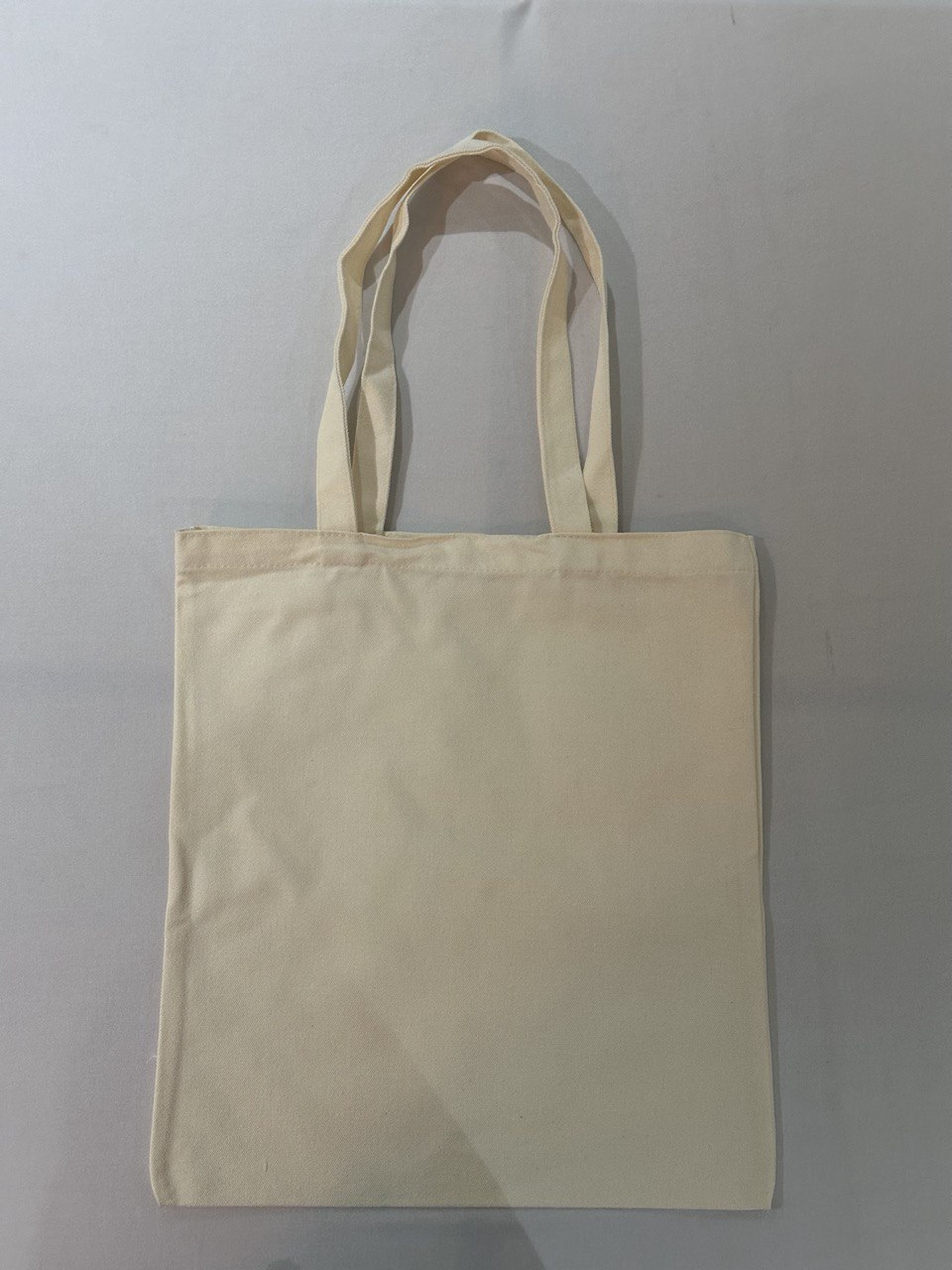 شنطة يد من القماش Tote Bag بشعار Ghost مطرز 